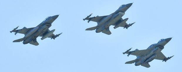 WSJ: Украина рассчитывает начать применять истребители F-16 этой зимой