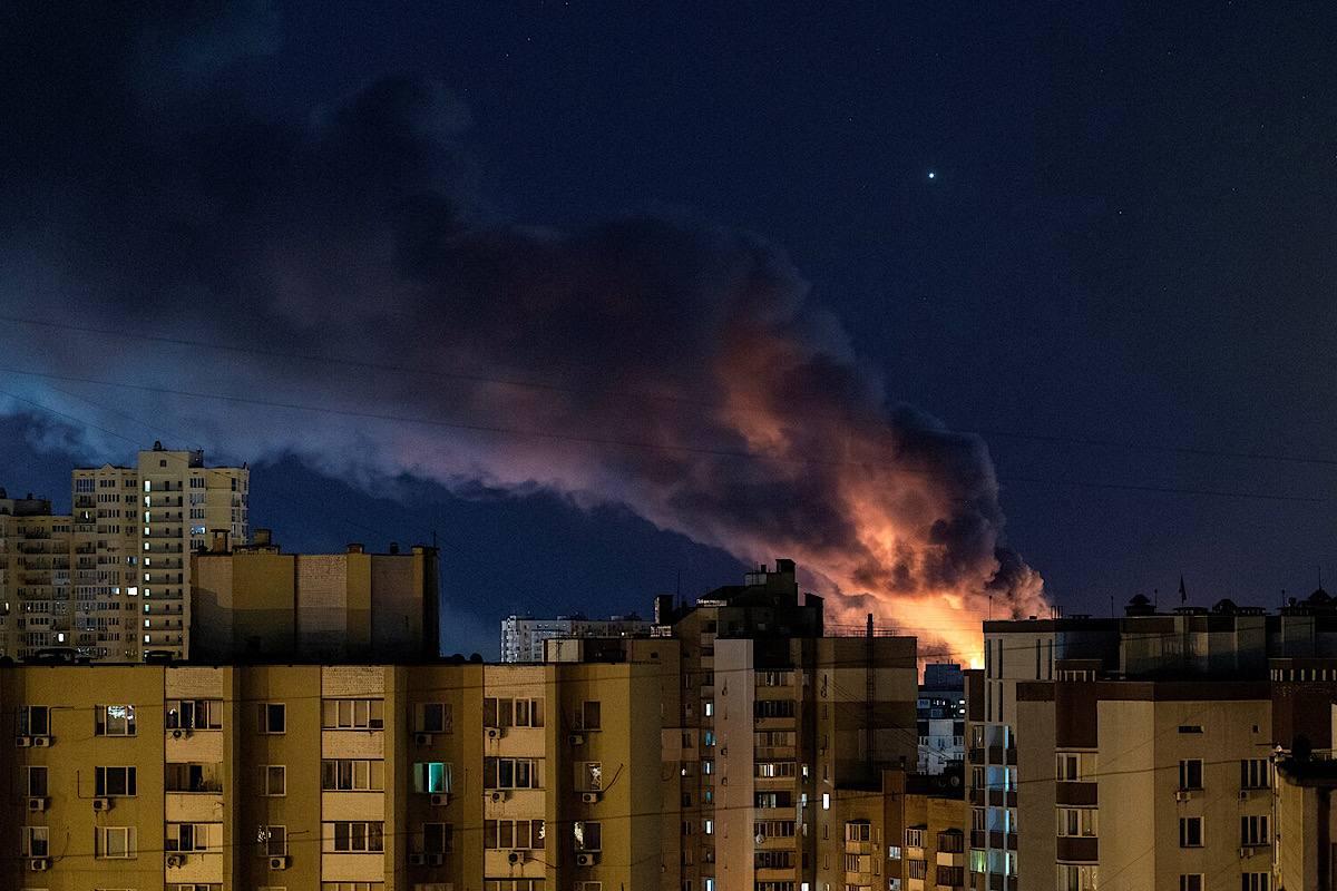 ВС РФ ночью поразили военные, промышленные и логистические объекты Украины