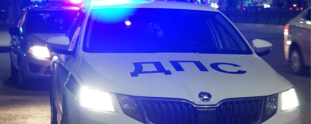 В Кирове полицейским пришлось прострелить колеса уезжающему нарушителю