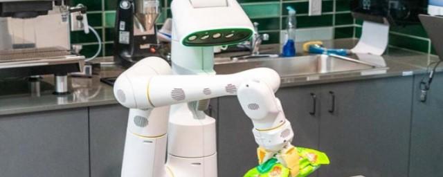 Google научила роботов приносить стакан воды и вытирать лужи