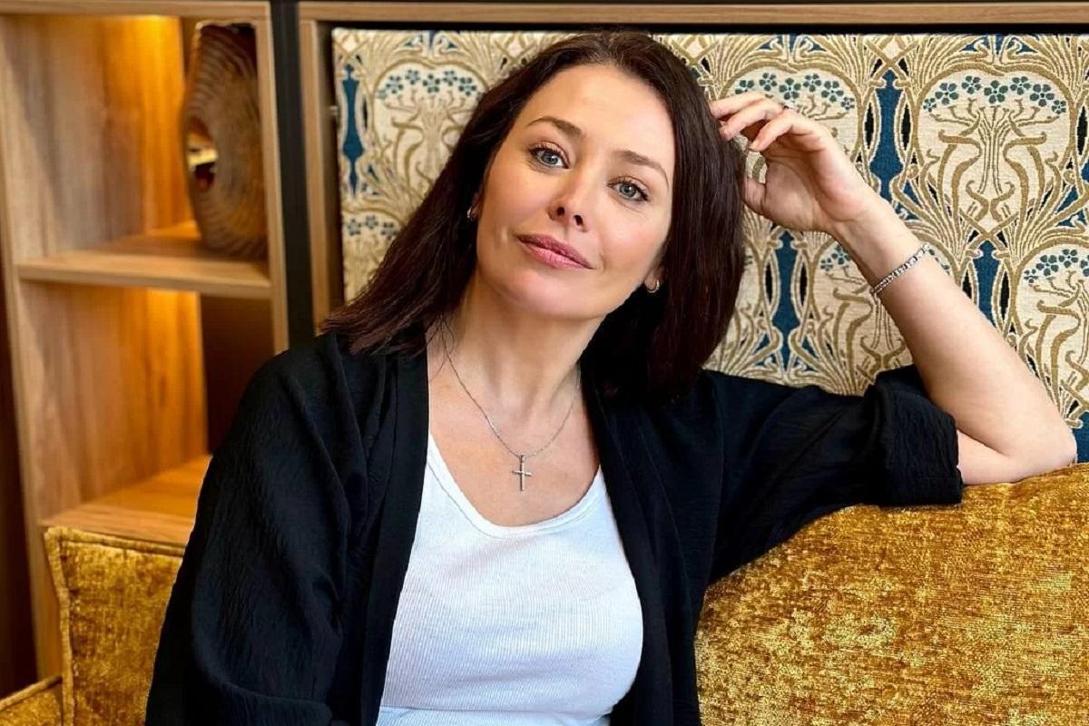 Глупая: Екатерина Волкова выпустила трек о разрыве с дочерью