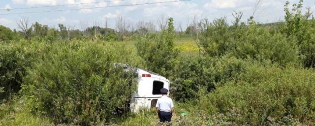 В Курской области перевернулась маршрутка с людьми