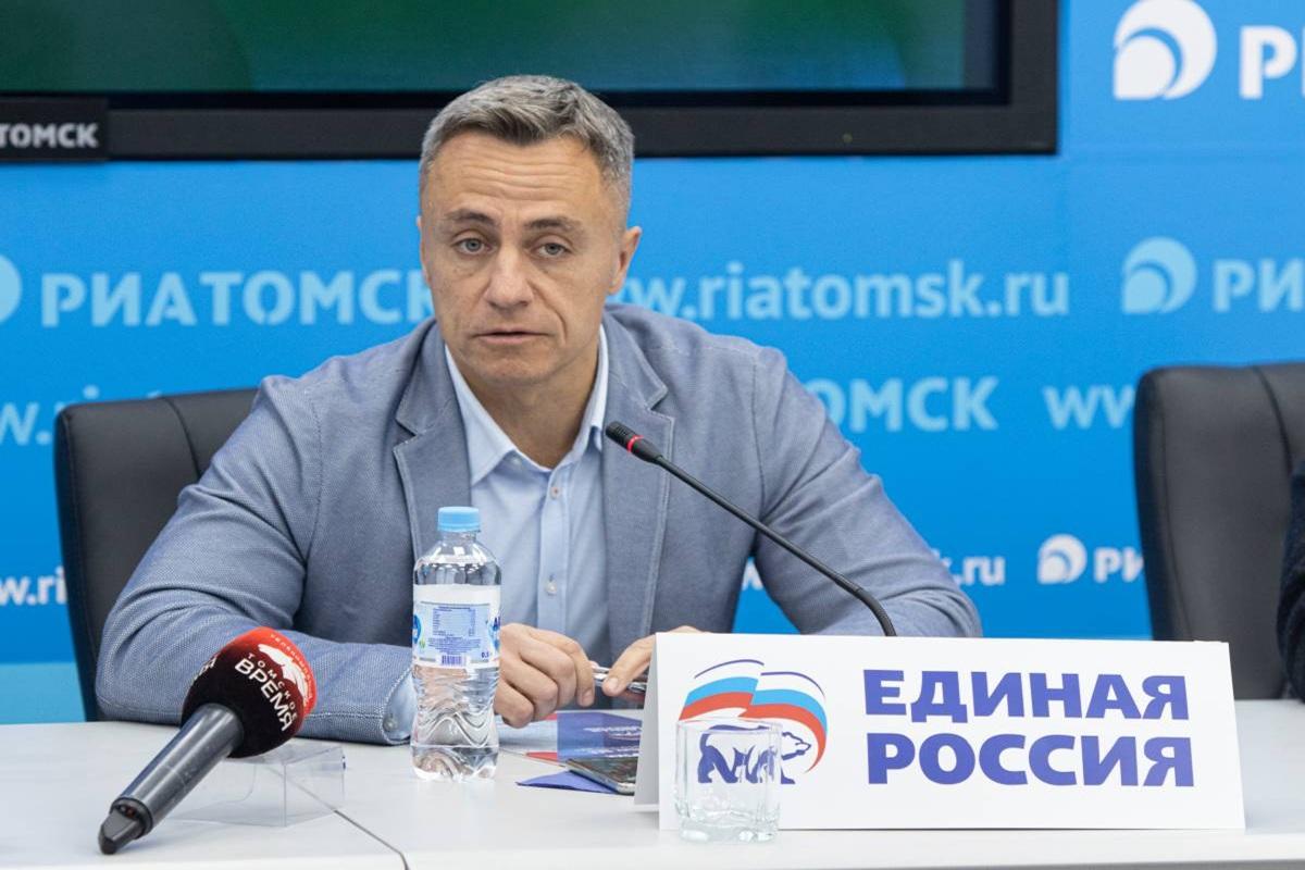 Гнев в Сети и угроза карьере: как публикация про американского актера подставила депутата ГД