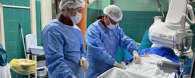 В Краснодаре проведена первая операция по имплантации сердечных клапанов нового поколения