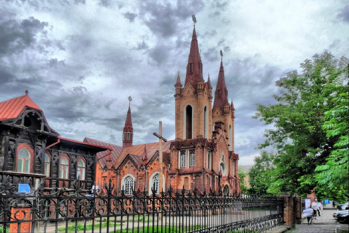 В Красноярске под Органным залом обнаружили следы древнего поселения