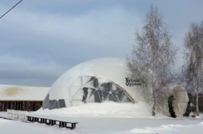 Новогодний кошмар в Самарской области: гости сбежали с турбазы с ледяными домиками без света и воды