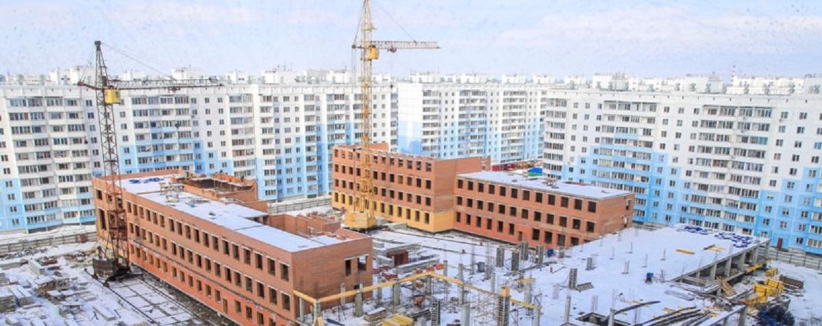 В Новосибирске за 2023 год построили 3 школы и 2 детсада, в следующем году активное строительство учебных заведений продолжится
