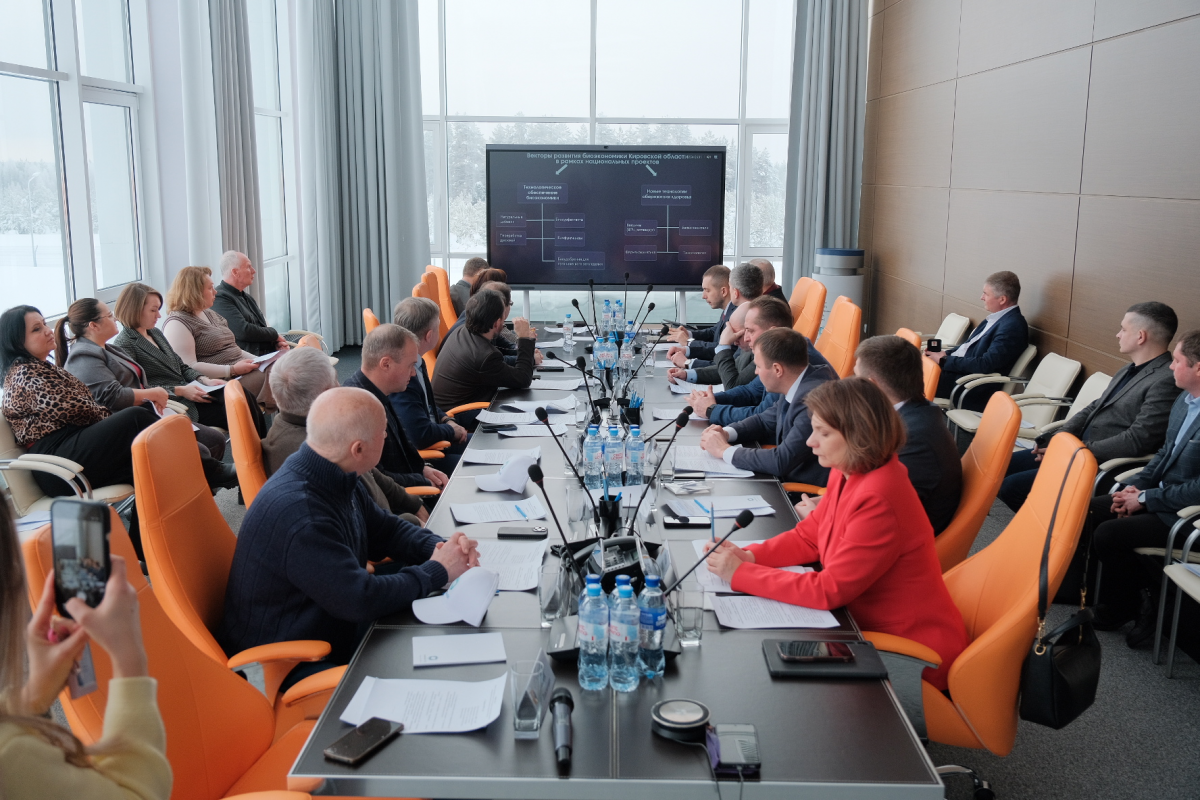 Спикер ЗС КО Роман Береснев: В Оричевском округе предприятия развиваются с акцентом на людей, благотворительность и местные инициативы