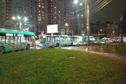 В Петербурге открытие ТЦ вызвало транспортный коллапс