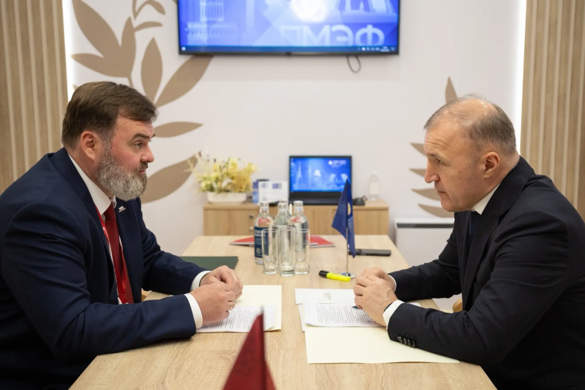 Глава Адыгеи Мурат Кумпилов в рамках ПМЭФ-2026 подписал соглашение о сотрудничестве региона с Президентской платформой «Россия – страна возможностей»