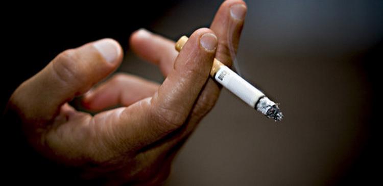 Ученые: Курение вызывает снижение интеллекта у мужчин