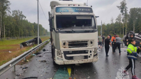 На Агинском тракте в Чите перевернулась цистерна со сжиженным газом