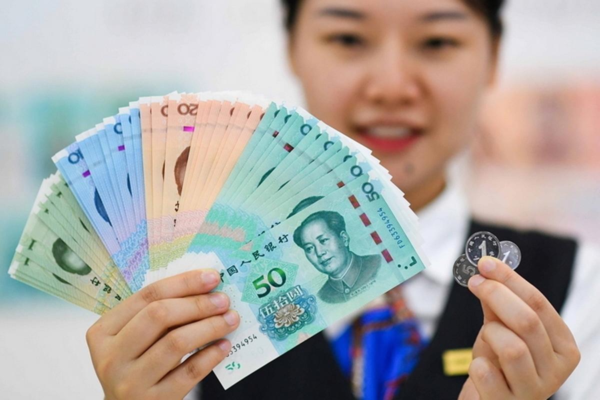 Китай объявил войну «грязному» юаню из России