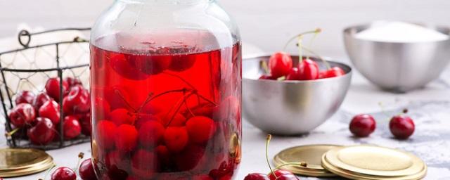 Диетолог Стеценко рассказала, какие компоты могут навредить здоровью