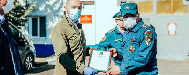 Первый замглавы администрации Чехова поздравил сотрудников ПСЧ №79