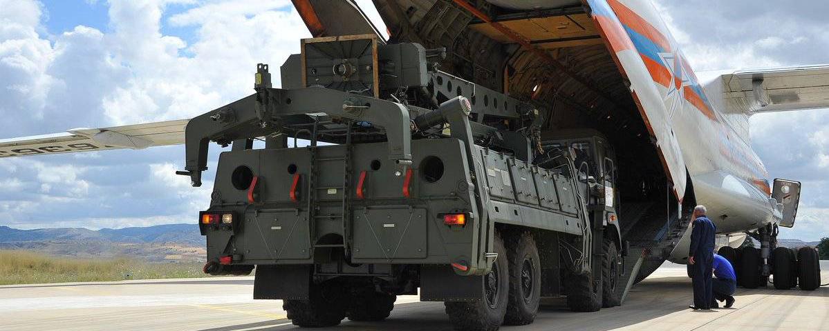 Эрдоган: Турция планирует продолжить испытания купленных у РФ С-400