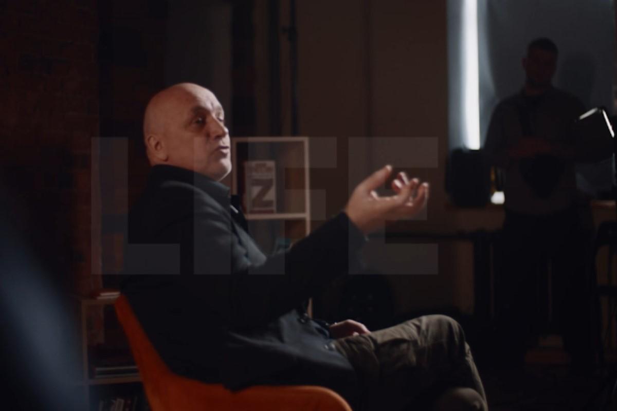 Писатель Прилепин в фильме о себе рассказал, кто легализовал его убийство