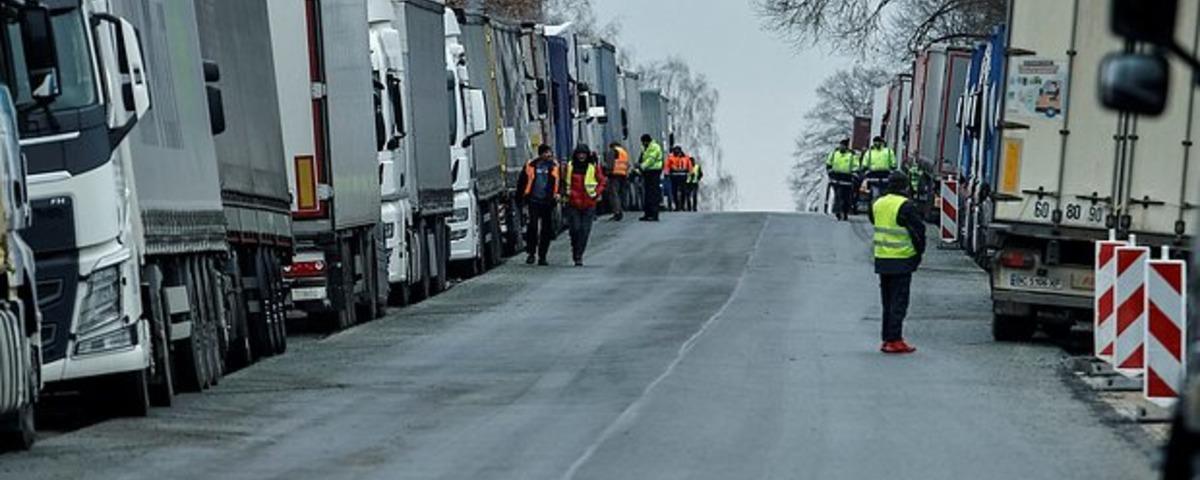 ВСУ не могут получить военное оборудование из-за ситуации на польской границе