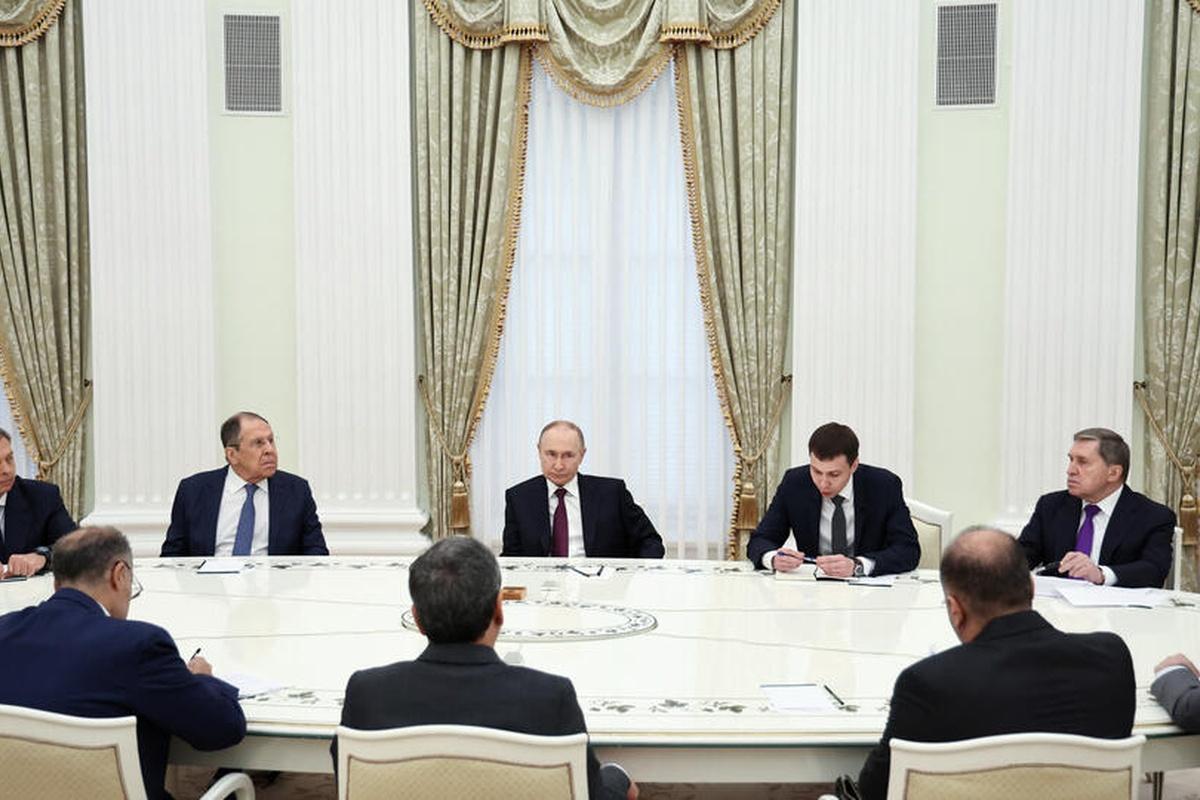 Глава МИД Ирана положительно оценил встречу с Путиным