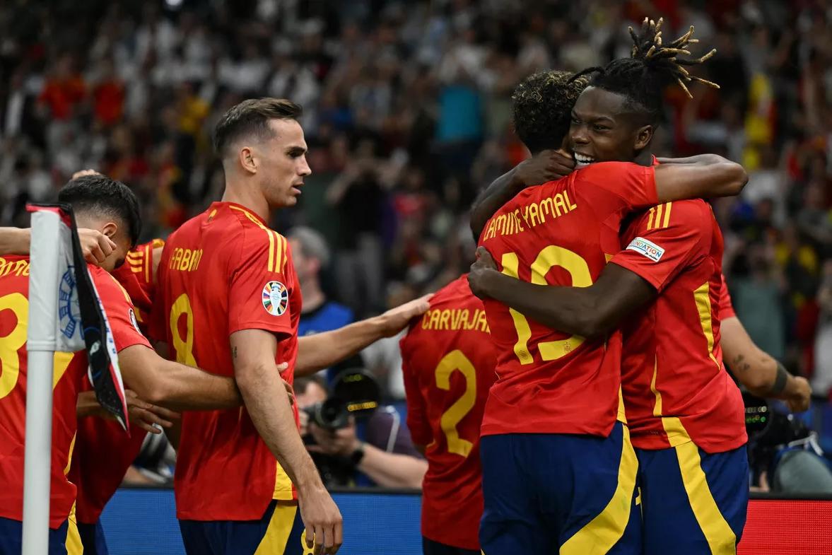 Сборная Испании стала 4-кратным победителем Евро