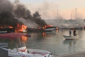 Полиция Хорватии ищет поджигателей судов в порту