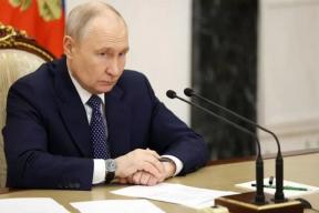 Западным странам рекомендовали внимательно изучить речь Владимира Путина на ВЭФ