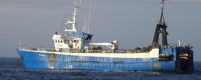 ВМС США задержали рыболовецкое судно с боеприпасами, следовавшее из Ирана в Йемен
