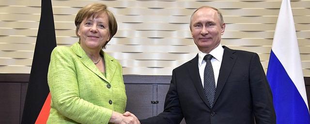 Владимир Путин заявил, что был разочарован заявлением Меркель о Минских договоренностях