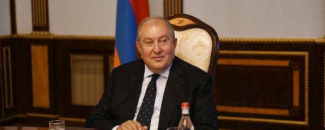 Оппозиция в Армении потребовала срочную встречу с президентом Саркисяном