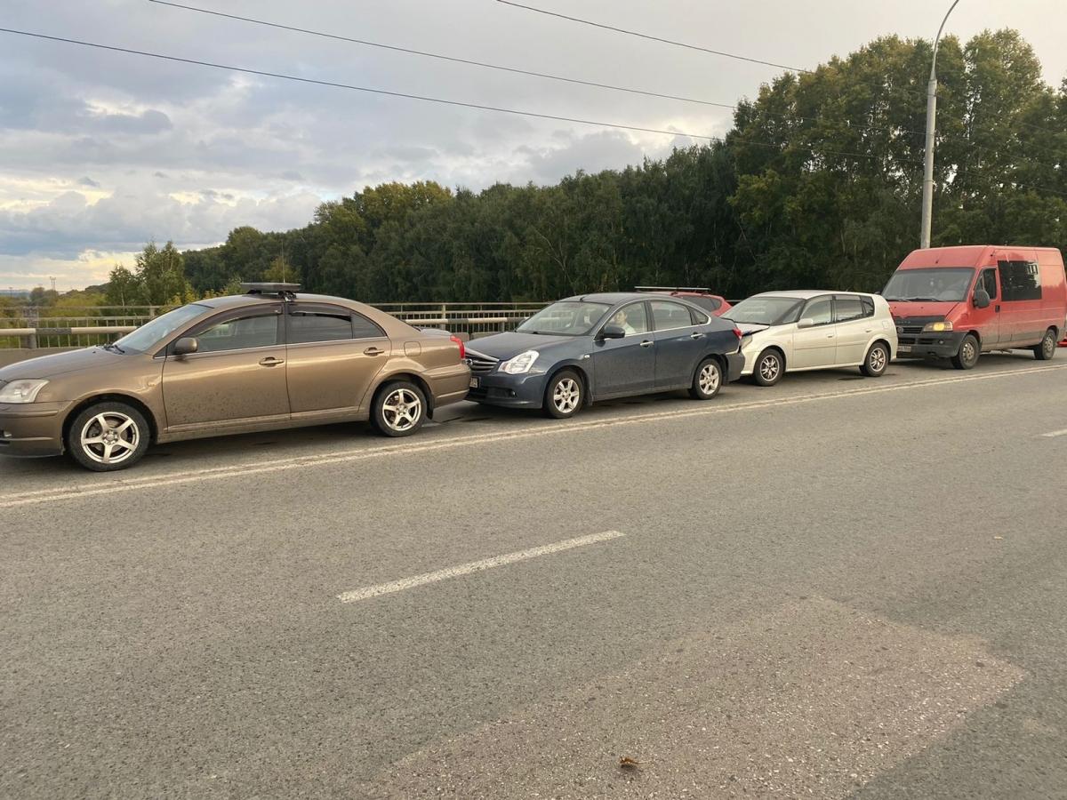 В массовом ДТП под Новосибирском пострадала пятилетняя девочка