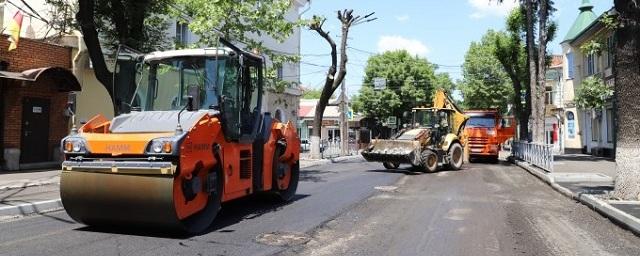 До конца 2022 года во Владикавказе отремонтируют 43 дорожных участка