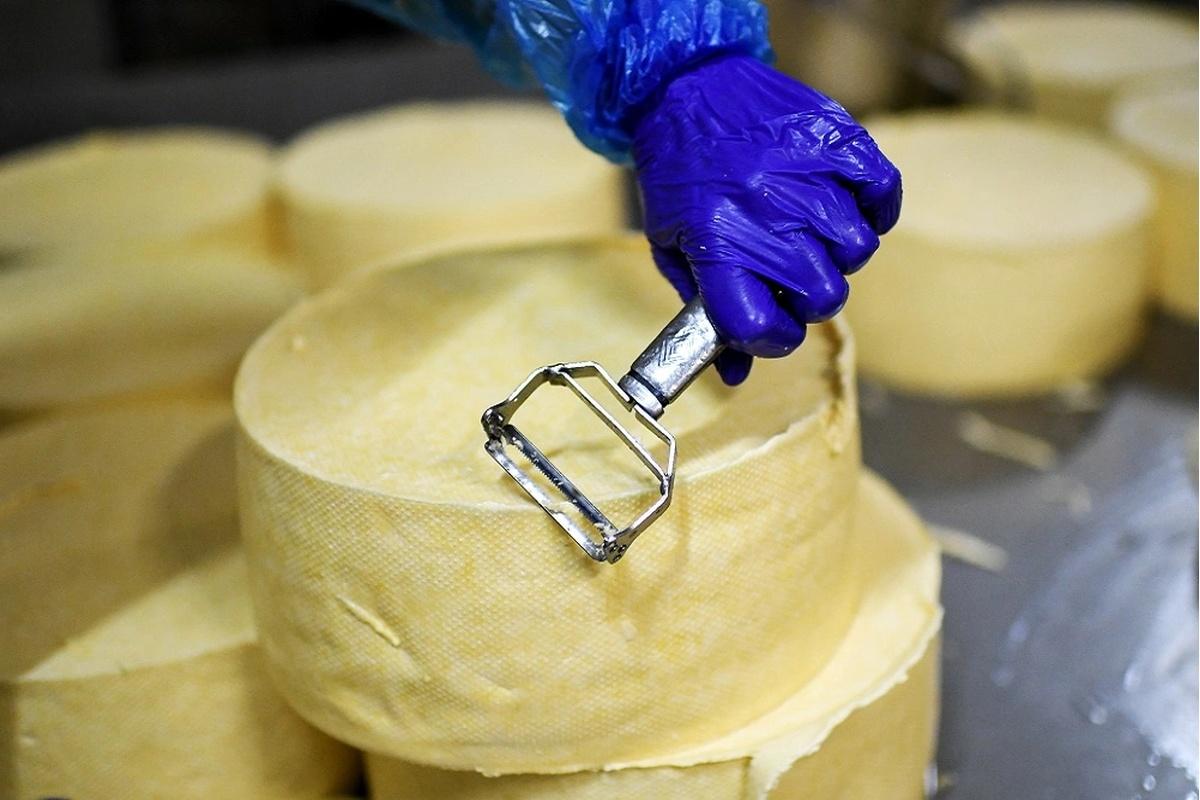 Экономист считает неизбежным падение цен на сливочное масло