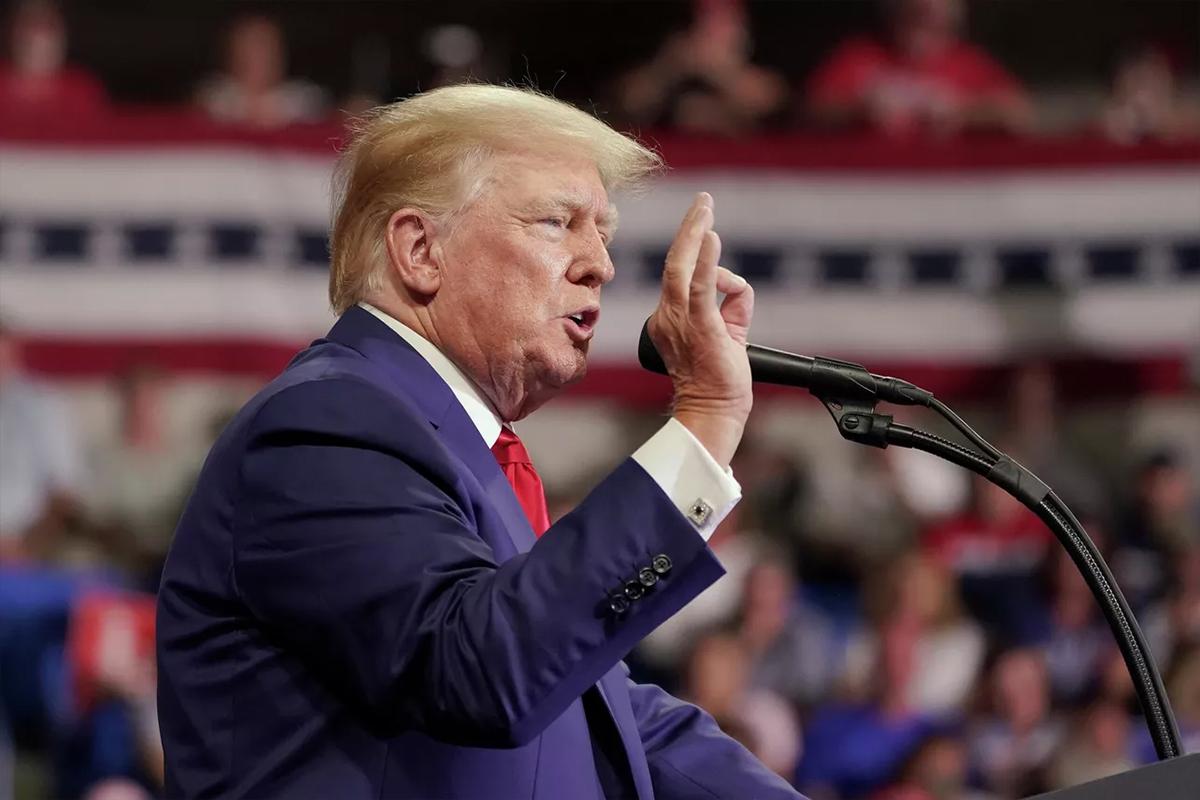 Трамп пообещал защитить Польшу и страны Прибалтики