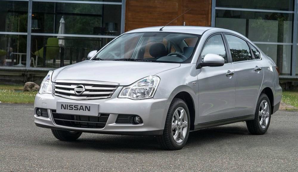 На авторынке России завершились продажи седанов Nissan Almera