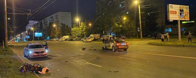 В Челябинске мотоциклист погиб при попытке скрыться от автомобиля сотрудников ГИБДД