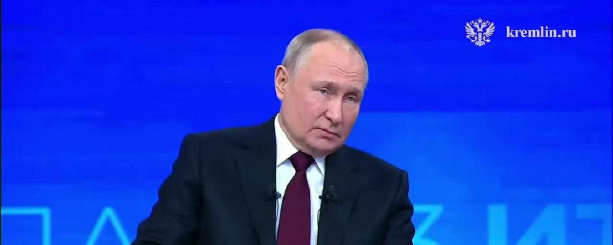 Президент РФ Владимир Путин пообещал модернизировать трассу до Новосибирска, проект потребует значительных инвестиций