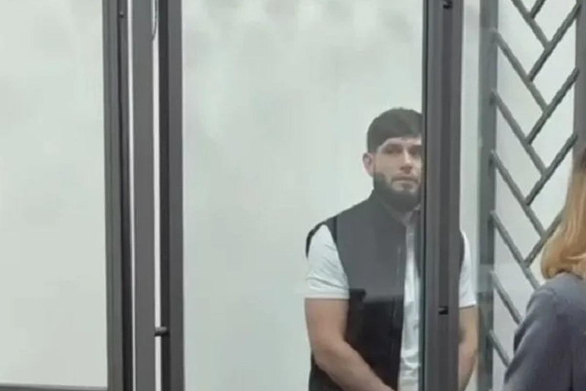 «Она меня оскорбила»: приезжий из Адыгеи получил 3 года за избиение девушек в Краснодаре