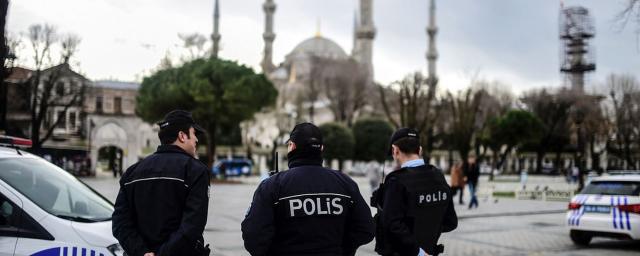 В Стамбуле задержали 15 сторонников ИГ, подозреваемых в подготовке нападений на консульства
