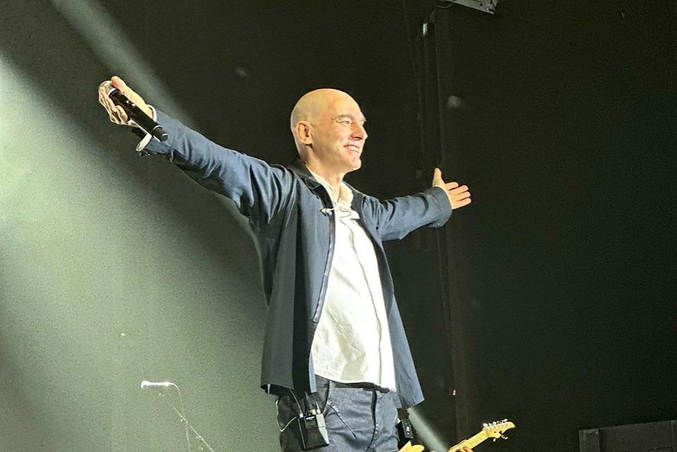 Остался верен Родине? Как сегодня живет порвавший с «Машиной времени» Андрей Державин