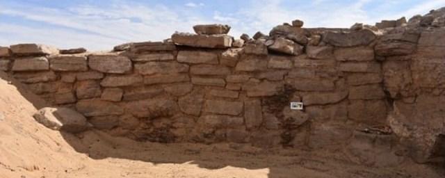 Ученые расшифровали древнейший дорожный указатель в Египте