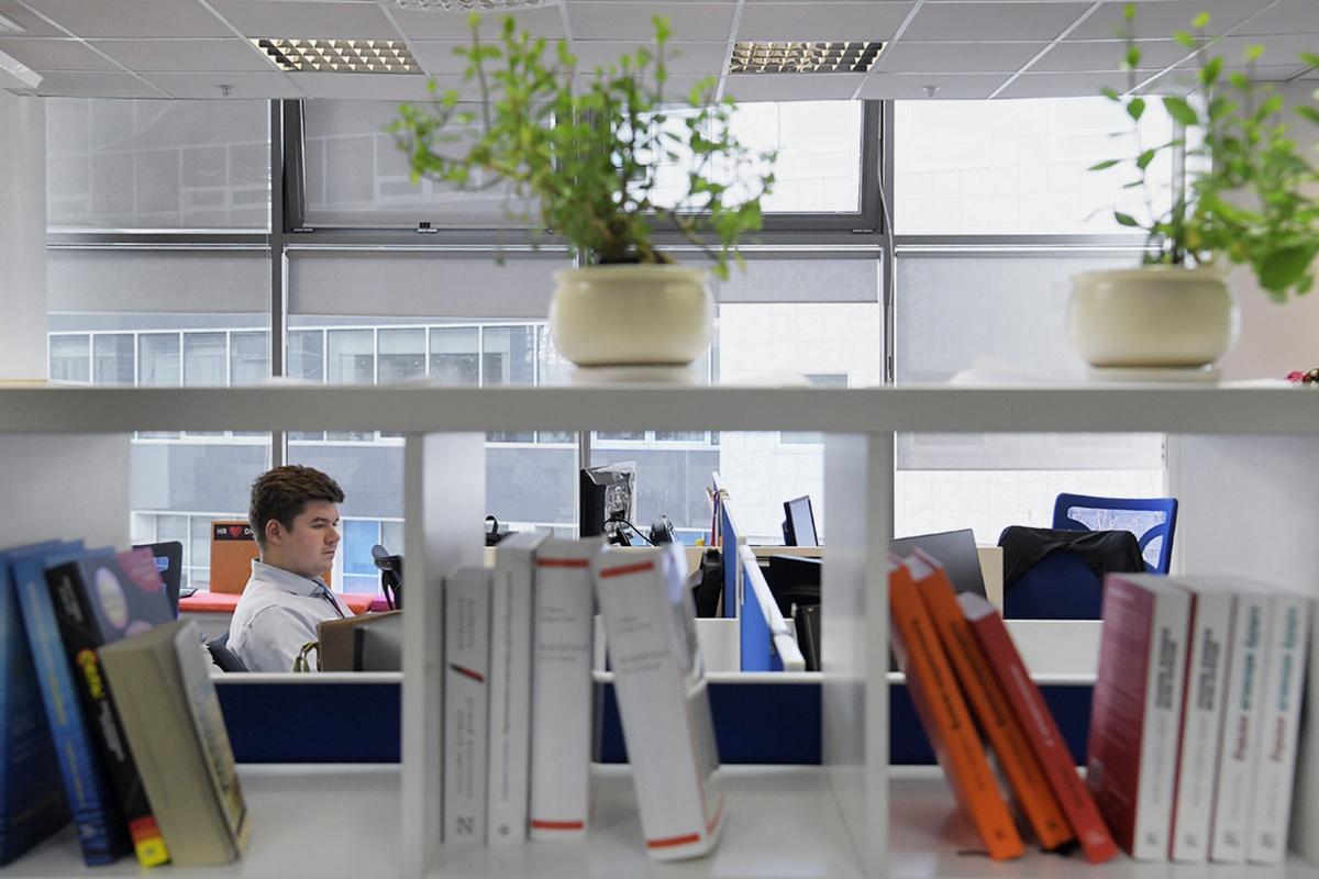 16% петербуржцев боятся, что ИИ сможет лишить их работы