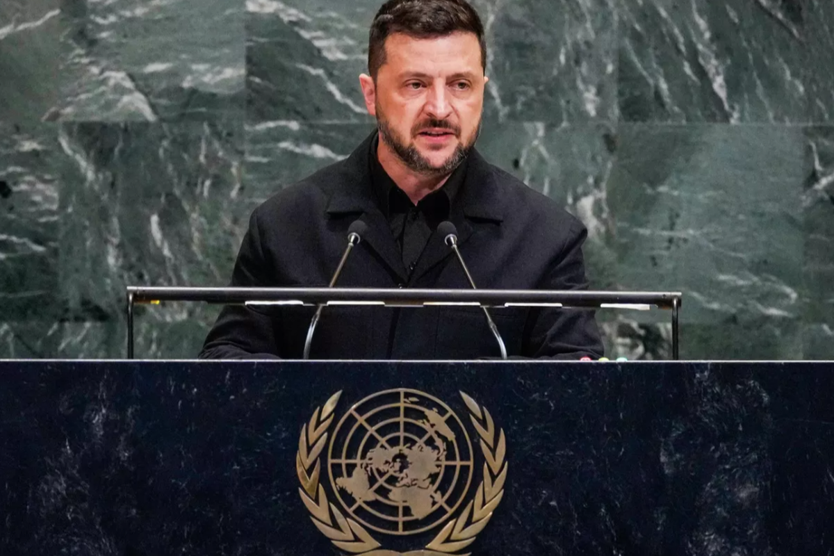 Попрошайка критикует: журналист высмеял выступление Зеленского в штаб-квартире ООН