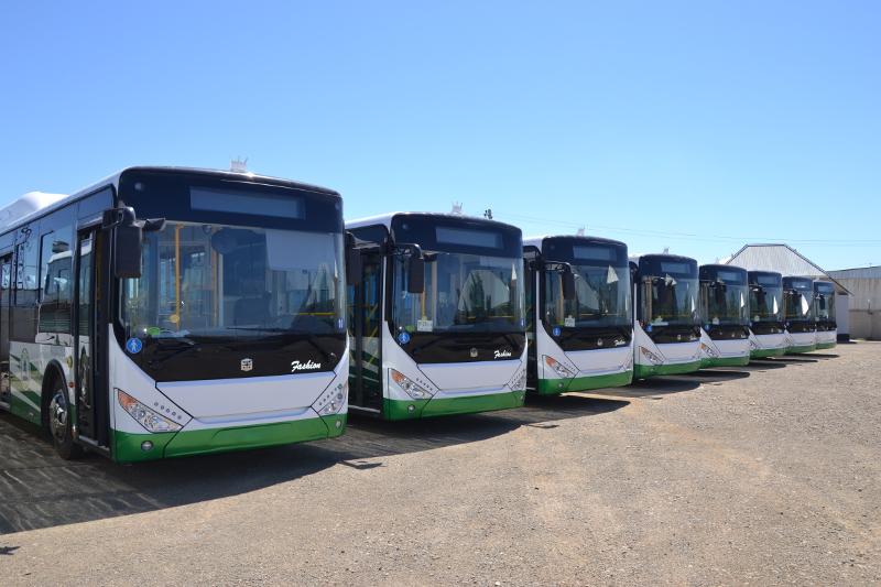 Власти Калининграда закупили у Белоруссии 100 автобусов