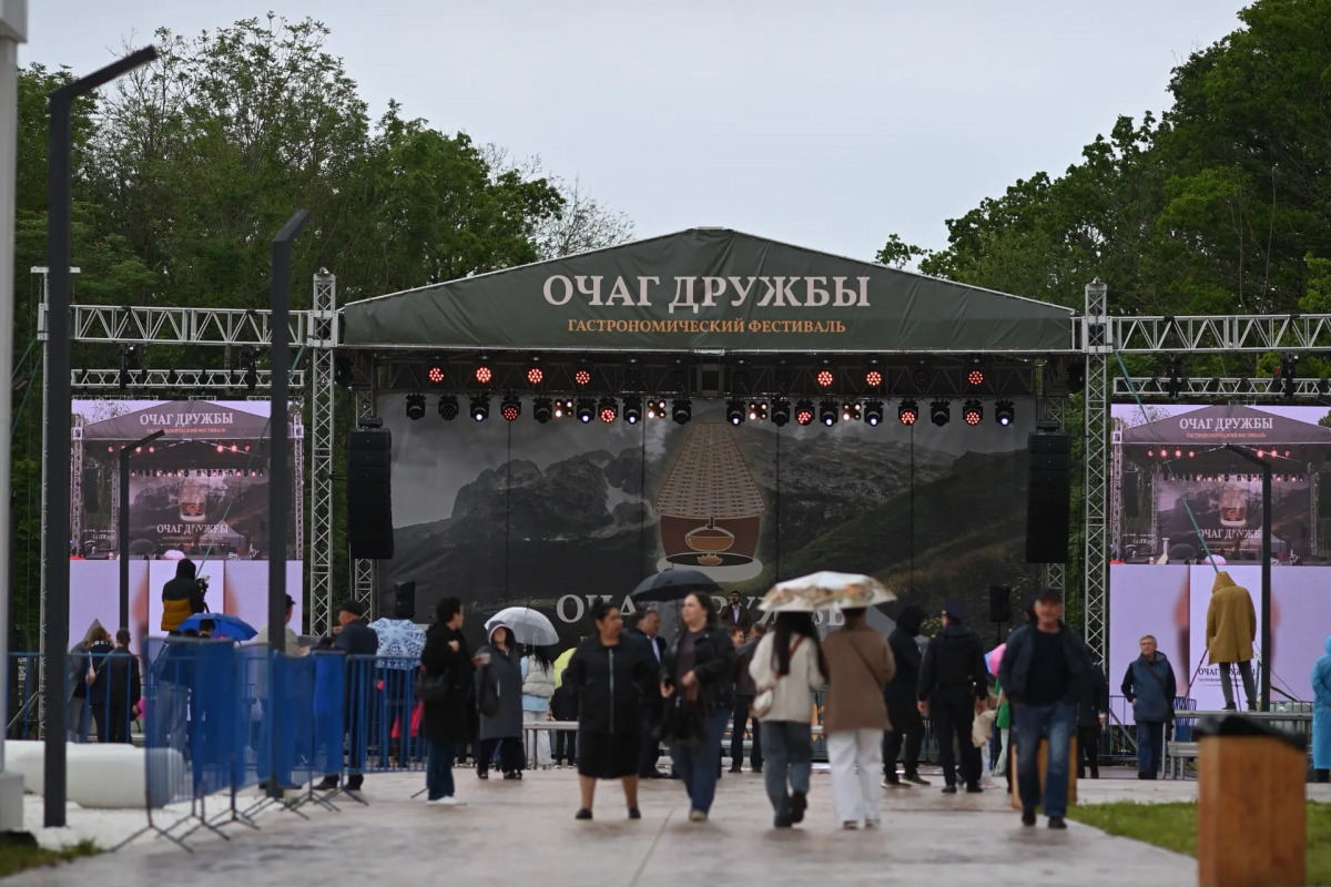 Глава Адыгеи Мурат Кумпилов: Высокий интерес гостей к первому гастрономическому фестивалю «Очаг дружбы» подтверждает востребованность событийного туризма