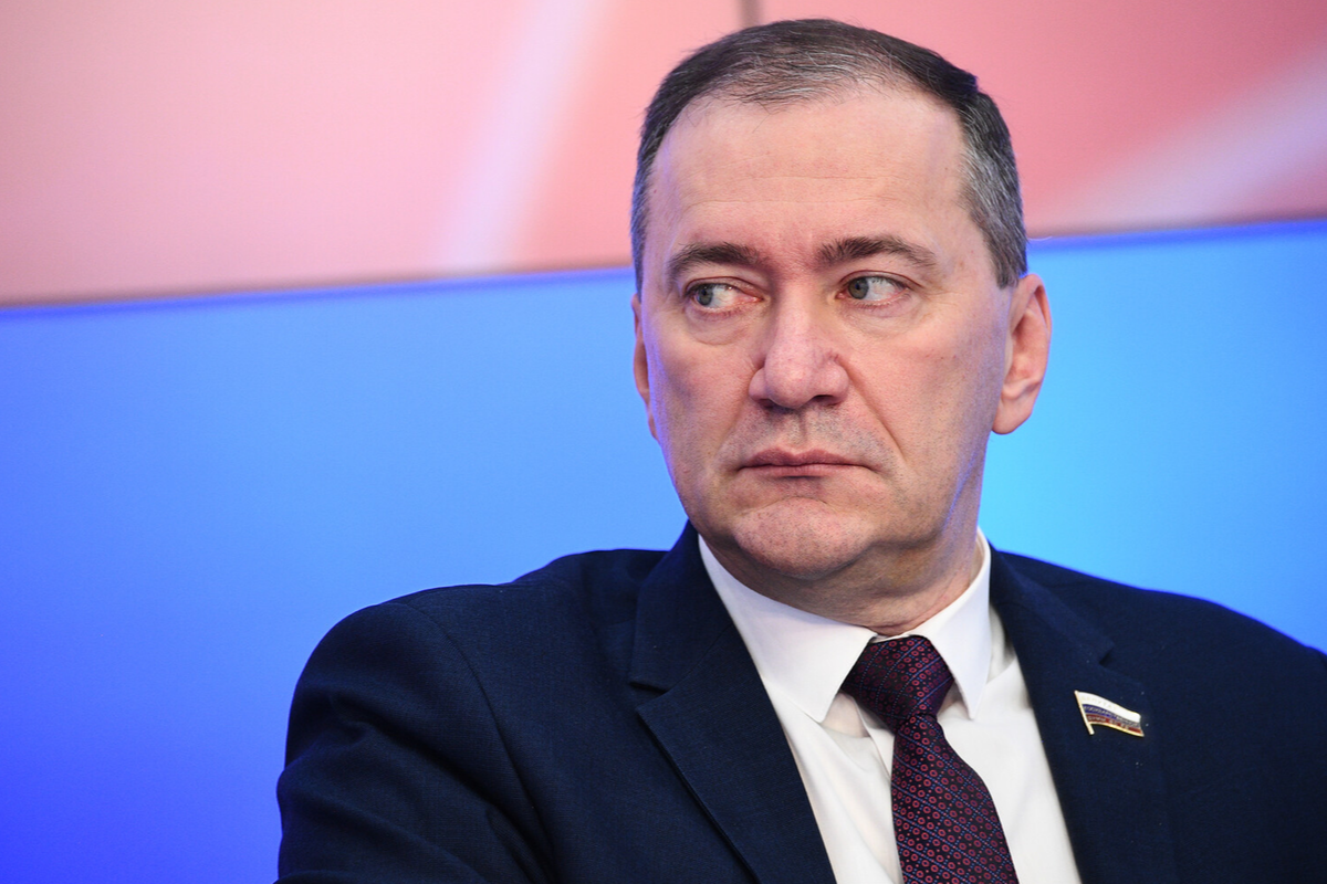 Российский парламентарий призвал канцлера ФРГ не пытаться запугивать Москву санкциями