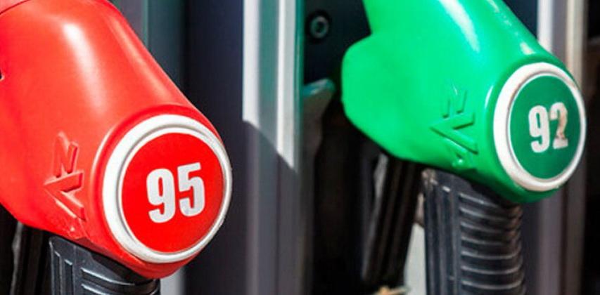 Бензин Аи-95 обновил рекорд 2021 года, подорожав до 60,608 тысячи рублей за тонну