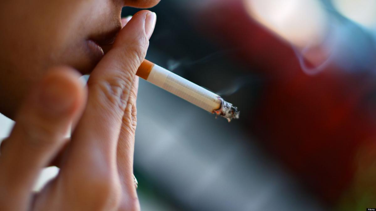 Британские ученые: Курение может привести к шизофрении