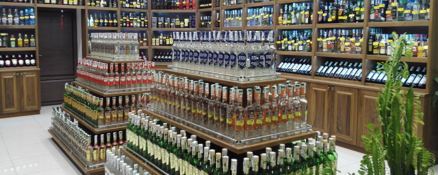В Узбекистане второй раз за год подняли цены на алкоголь