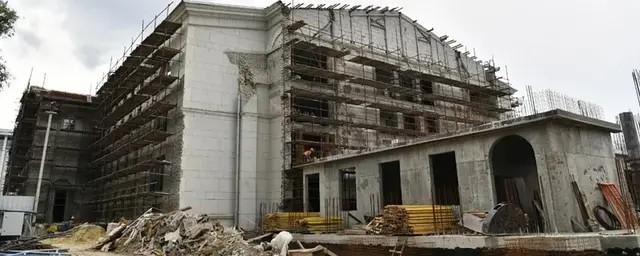 В Саратове продлили сроки реконструкции Театра оперы и балета до 2023 года