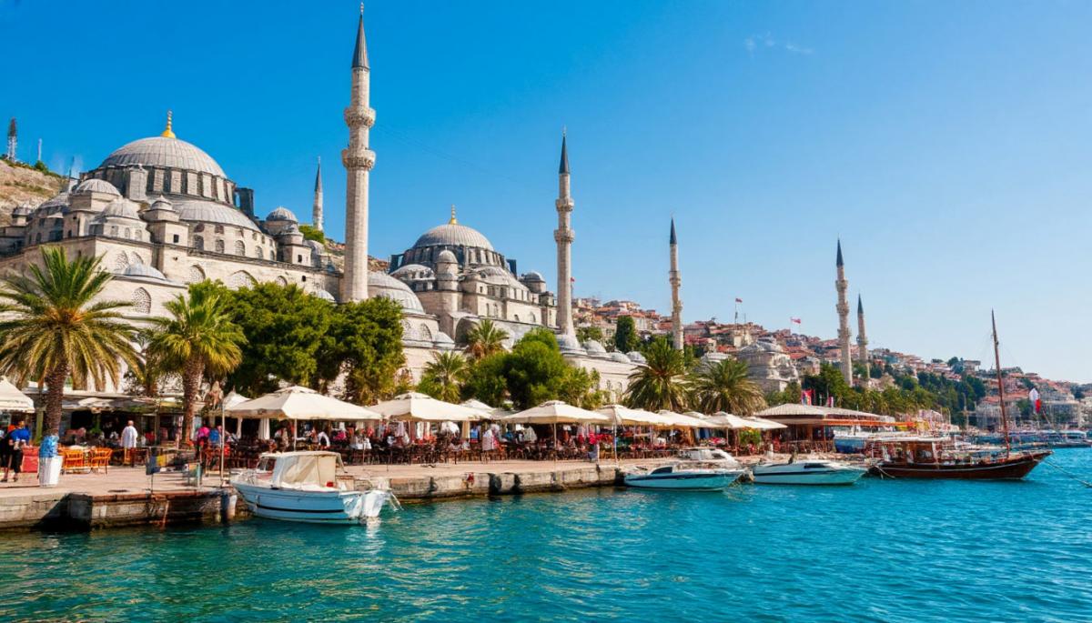 Турэксперт Ансталь рассказала, где отдохнуть на Новый год, если в Азии слишком дорого